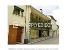 Foto Negozi, botteghe di 121 mq  in vendita a Fonzaso - Rif. 4513319