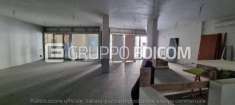 Foto Negozi, botteghe di 189 mq  in vendita a Parabiago - Rif. 4511473