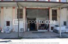 Foto Negozi, botteghe di 315 mq  in vendita a Catanzaro - Rif. 4514519