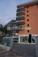 Foto Negozi, botteghe di 392 mq  in vendita a Floridia - Rif. 4527669