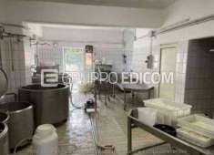 Foto Negozi, botteghe di 81 mq  in vendita a Lamezia Terme - Rif. 4506542