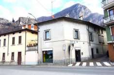 Foto NEGOZIO CON DUE VETRINE FRONTE STRADA A VERCURAGO Centro