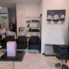 Foto Negozio di parrucchiera