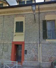 Foto Negozio in Vendita, 1 Locale, 135 mq, Canelli
