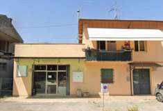 Foto Negozio in Vendita, 1 Locale, 153,6 mq, Cesena