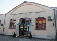 Foto Negozio in Vendita, 1 Locale, 189 mq, Suzzara