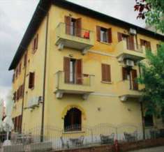 Foto Negozio in Vendita, 1 Locale, 203 mq, Turate