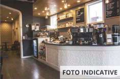 Foto Negozio in Vendita, 1 Locale, 227 mq, Macerata