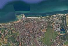 Foto Negozio in Vendita, 1 Locale, 255,91 mq, Fano