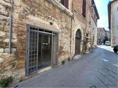 Foto Negozio in Vendita, 1 Locale, 30 mq, Perugia (Centro storico)