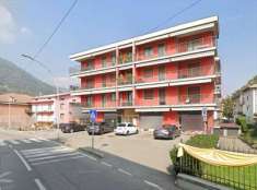 Foto Negozio in Vendita, 1 Locale, 40 mq, Cene