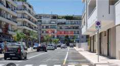 Foto Negozio in Vendita, 1 Locale, 40 mq, Trani (Sud)