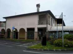 Foto Negozio in Vendita, 1 Locale, 402 mq, Urago d'Oglio