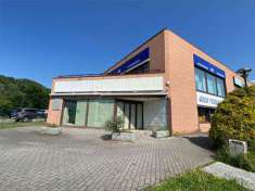 Foto Negozio in Vendita, 1 Locale, 450 mq, Dolzago
