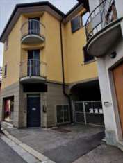 Foto Negozio in Vendita, 1 Locale, 57 mq, Cant