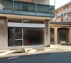Foto Negozio in Vendita, 1 Locale, 65 mq, Capriate San Gervasio