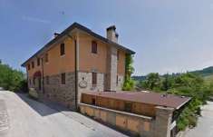 Foto Negozio in Vendita, 1 Locale, 672,93 mq, Urbino (Gadana)