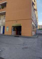 Foto Negozio in Vendita, 1 Locale, 83,75 mq, Roma