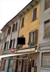 Foto Negozio in Vendita, 1 Locale, 83 mq, Fiorenzuola d'Arda