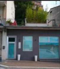 Foto Negozio in Vendita, 1 Locale, 85 mq, Montegranaro