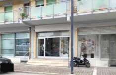 Foto Negozio in Vendita, 1 Locale, 89 mq, Civitanova Marche