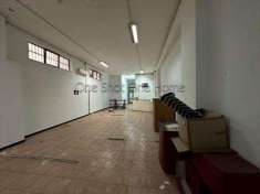 Foto Negozio in Vendita, 2 Locali, 160 mq, Siracusa