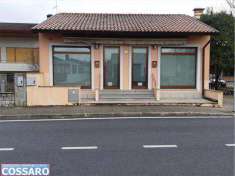 Foto Negozio in Vendita, 2 Locali, 60 mq, Castions di Strada