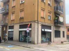 Foto Negozio in Vendita, pi di 6 Locali, 116 mq, Limbiate (Centro)