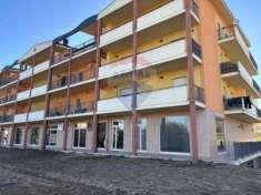 Foto Negozio in vendita a Altino - 1 locale 65mq