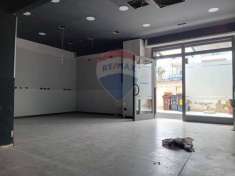 Foto Negozio in vendita a Bari - 1 locale 75mq