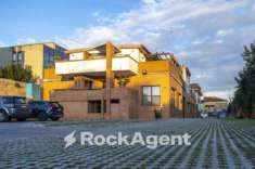 Foto Negozio in vendita a Battipaglia - 1 locale 100mq