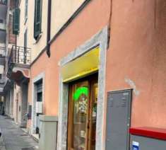 Foto Negozio in Vendita a Brescia