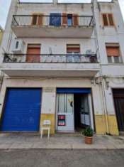 Foto Negozio in vendita a Brindisi - 1 locale 74mq