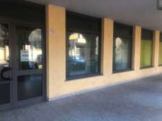 Foto Negozio in Vendita a Busto Garolfo