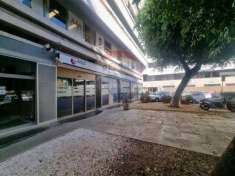 Foto Negozio in vendita a Cagliari - 5 locali 217mq
