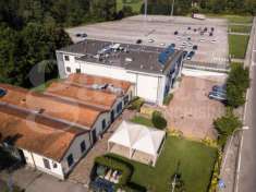 Foto Negozio in vendita a Cesano Maderno - 5 locali 720mq