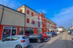 Foto Negozio in vendita a Cittadella - 1 locale 74mq