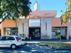 Foto Negozio in vendita a Collecchio - 1 locale 800mq