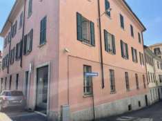 Foto Negozio in vendita a Como - 4 locali 270mq