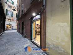 Foto Negozio in vendita a Genova - 1 locale 28mq