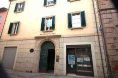 Foto Negozio in vendita a Imola - 3 locali 79mq
