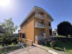 Foto Negozio in vendita a Lainate - 2 locali 147mq