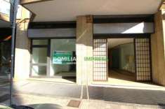 Foto Negozio in vendita a Lecce - 4 locali 653mq