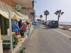 Foto Negozio in vendita a Letojanni - 2 locali 150mq