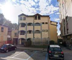 Foto Negozio in Vendita a Lissone Via Giuseppe Garibaldi, B 24