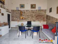Foto Negozio in vendita a Marina di Carrara - Carrara 30 mq  Rif: 1315714