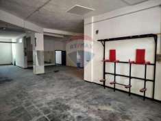 Foto Negozio in vendita a Misterbianco - 2 locali 203mq