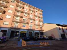 Foto Negozio in vendita a Moncalieri - 2 locali 95mq