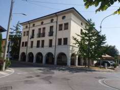 Foto Negozio in Vendita a Montirone Montirone - Centro