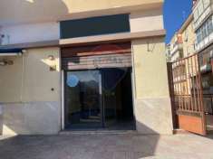 Foto Negozio in vendita a Palermo - 2 locali 83mq